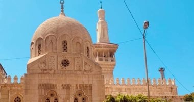 الليلة الكبيرة لسيدى جابر الشيخ بالإسكندرية.. أجواء البهجة تملأ الاحتفال بمولده وسط محبيه.. نشأ بالأندلس ونسله يرجع لسعد بن عبادة.. عشق القرآن واللغة العربية.. ويأتى إليه محبوه من جميع المحافظات.. صور