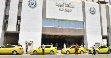 تشغيل 15 سيارة تاكسي حديثة بمدينة أسيوط الجديدة