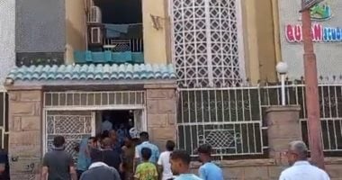 لحظات السيطرة على حريق في حضانة أطفال بالأقصر دون خسائر بشرية.. صور
