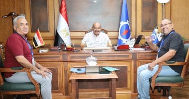 محافظ السويس يؤكد دعم ذوى الهمم خلال استقباله ممثلى جمعية الصم
