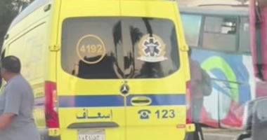ارتفاع عدد ضحايا حادث الواحات إلى مصرع شخص وإصابة 28 آخرين