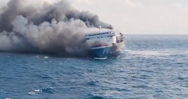 حريق مروع فى إندونيسيا.. 5 قتلى و28 مفقودا إثر اشتعال عبارة تقل 271 شخصا