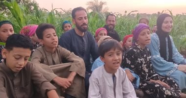 Amr Diab's Lola El Banat Music Video Trends on Social Media - News Directory 3