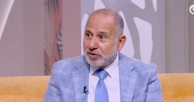 أستاذ طب نفسى: "التربية الرخوة" والمقارنات بين الأقارب تدمر مستقبل الأبناء