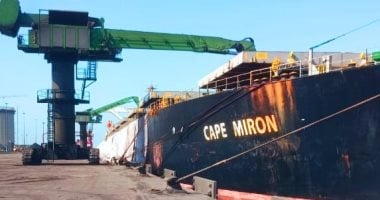 ميناء شرق بورسعيد يستقبل السفينة "CAPE MIRON" بمحطة "سكاى بورتس" متعددة الأغراض