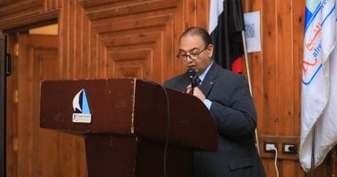 رئيس جامعة كفر الشيخ يشهد المؤتمر العلمي بكلية الطب