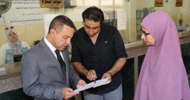 محافظ المنوفية يحيل 17 من العاملين بحي غرب للتحقيق لتغيبهم وتركهم العمل دون إذن