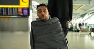 اليوتيوبر البريطانى نيكو أوميلانا