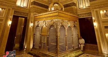 زخارف المقام.. جماليات فن العمارة الإسلامية فى ضريح السيدة زينب