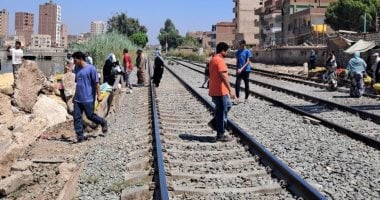 محافظ المنيا يوجه رؤساء المراكز والمدن بسرعة الاستجابة لشكاوى المواطنين 