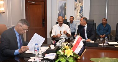 محافظ جنوب سيناء يلتقى المستثمرين السياحيين ويبحث حلول تذليل المعوقات