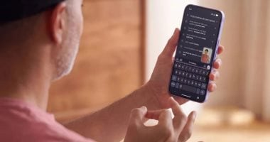 Pixel 11 transforms sign language into text.. a new step to break the communication barrier with the deaf