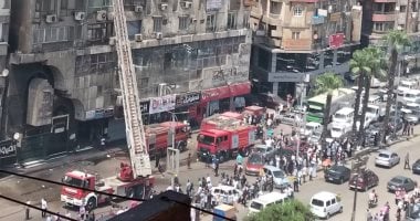 كثافات مرورية بسبب حريق شقة سكنية داخل عقار بشارع فيصل