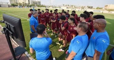 على ماهر يعقد جلسة مع لاعبى سيراميكا استعدادًا للموسم الجديد - اليوم السابع