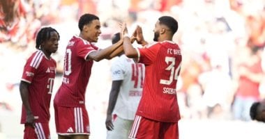 بايرن ميونخ يهزم لايبزيج 3 - 1 ويتوج بكأس تيليكوم.. فيديو
