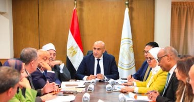 محمد عبد اللطيف وزير التربية والتعليم