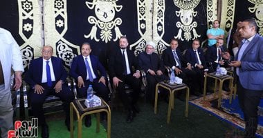 أهالي ضحايا حادث الإسماعيلية يشكرون الرئيس وقيادات الجبهة الوطنية على مساندتهم