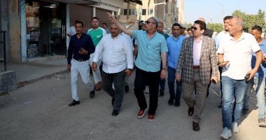 محافظ الإسماعيلية يوجه بإزالة الإشغالات والتصدى لمخالفات البناء