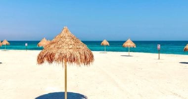 الشاطئ الرملي بالخفجي.. وجهة سياحية سعودية جديدة تعزز جودة الحياة