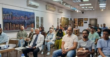 كلية الفنون الجميلة بالأقصر تعقد ورشة عمل حول تحديث رؤية ورسالة الكلية 