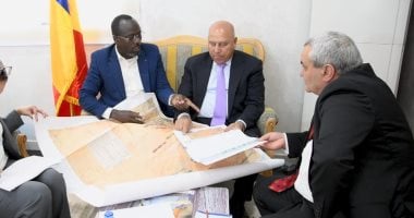 شريان جديد يربط شرق أفريقيا بغربها.. مصر تنفذ الممر اللوجستي الدولي الثامن بطول 4300 كم.. خفض زمن نقل البضائع من 3 أشهر إلى أسبوع.. وإنشاء شركة مساهمة باسم الممر العظيم لتنفيذ المشروع