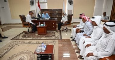 محافظ جنوب سيناء يستمع لمطالب عواقل أبو زنيمة ويبحث تنمية "سرابيط الخادم"
