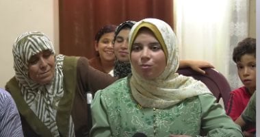 مريم عبدربه.. يتيمة في العشرين هزمت سرطان العظم وبترت ساقها وتفوقت في الثانوية.. فقدت والدها وبيتها في الحرب.. وجدت نفسها وأسرتها بين خيام النزوح وتواجه قسوة الفقر والحرمان.. وتتمسك بالأمل في حياة أكثر رحمة