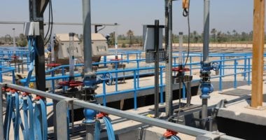 محطات مياه وصرف صحى بالمنيا تروى حكاية عمل منذ عامين لتوفير كوب مياه نظيف للأهالى.. المحافظ: 522 مشروعا في 174 قرية بالمراكز المستهدفة.. ورئيس الشركة: تسريع وتيرة العمل للالتزام بالجدول الزمنى.. صور