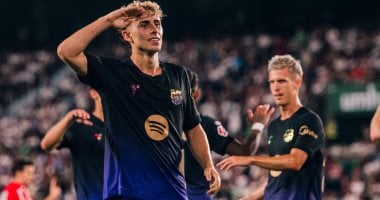 برشلونة يستهل الدوري الإسباني بحفلة خماسية ضد إلتشى بدون حمزة.. فيديو - اليوم السابع