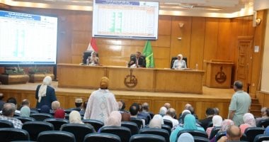 محافظ القليوبية يوجه رؤساء المدن بسرعة فحص طلبات تقنين أراضي الدولة والتصالح