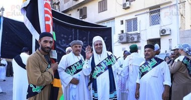 انطلاق موكب الطرق الصوفية احتفالا بالمولد النبوى الشريف بمشاركة الآلاف