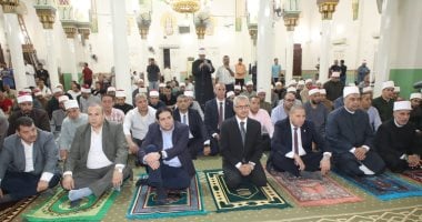 محافظ بني سويف يشهد احتفال الأوقاف بالمولد النبوي الشريف