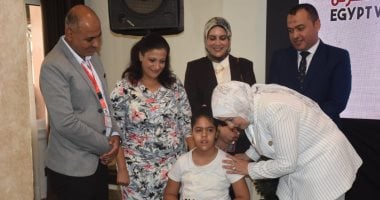 مبادرة «اتحرك أفرح».. توزيع الكراسى المتحركة على ذوى الهمم بالإسكندرية