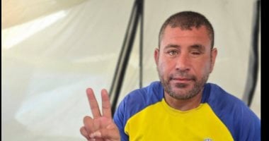 "بترت الحرب قدمه وأخذت عينه".. سالم العطار شاب فلسطيني يعيش داخل خيمة بشمال غزة ويحلم بعلاج خارج القطاع وطرف صناعي يعيده واقفا أمام أطفاله.. ويؤكد: "لا أريد سوى فرصة لأكون سندا لأبنائي من جديد"
