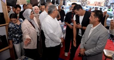 أهلا مدارس بالدقهلية.. مستلزمات مدرسية بأسعار مخفضة لتخفيف الأعباء عن الأسر