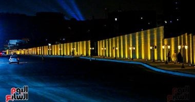 القاهرة التاريخية تبهر الجميع.. لوحة فنية ساحرة تُزيّن سور مجرى العيون وميدان السيدة عائشة ليلًا.. انتهاء المرحلة الأولى للتطوير واستقبال أنشطة شارع الفن بالممشى السياحى الجديد بالمنطقة.. صور