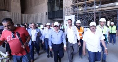 جانب من جولة وزير النقل بمشروعات النقل