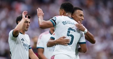 ريال مدريد يحتفل بالانتصار على مالقا