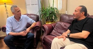 رئيس الأوبرا يستقبل علي الحجار ويتابع مشروع «100 سنة غنا»