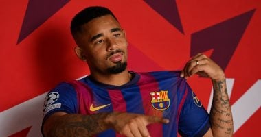 جيسوس مهاجم أرسنال القريب من برشلونة