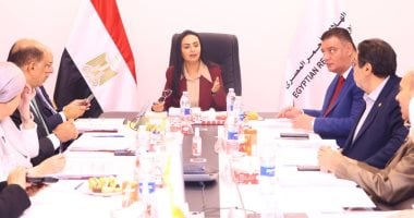 وزيرة التضامن تستعرض جهود مصر فى تقديم المساعدات لغزة
