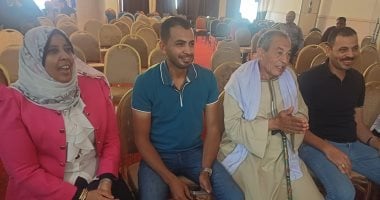 فرحة وزغاريد.. أسرة بالكامل من 4 أفراد تفوز فى قرعة الحج بأسيوط