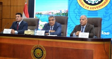 محافظ الدقهلية يوجه برفع جاهزية المدارس ويطلق مسابقة لاختيار أفضل 17 مدرسة