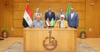 محافظ القليوبية يشهد توقيع عقد استغلال مكتبة المنار ببنها