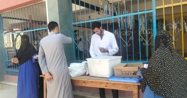 قافلة جامعة قناة السويس تصل الوادي الأخضر.. الكشف على 467 حالة طبية و960 بيطرية 