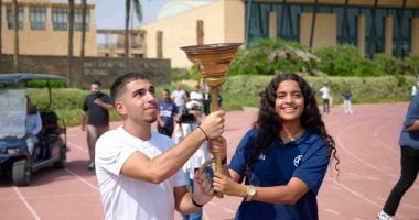 الجامعة الأمريكية بالقاهرة تحتفل بوصول شعلة دورة الألعاب الإفريقية للجامعات