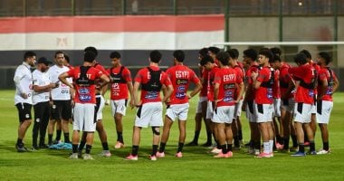 منتخب الشباب يواصل استعداداته لتصفيات شمال أفريقيا.. وغريب يجتمع باللاعبين