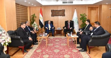 محافظ الفيوم يستقبل مستشار رئيس الجمهورية للتنمية المحلية لبحث أوجه التعاون