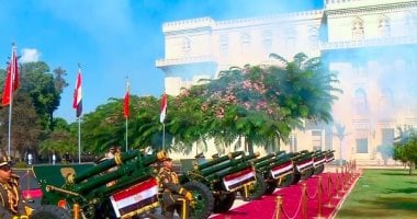 موكب الرئيس الصينى يصل قصر الاتحادية تمهيدا لقمة مع الرئيس السيسى