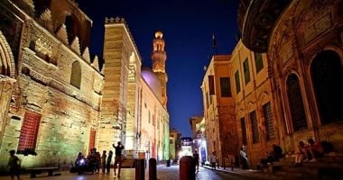 أسرار القاهرة.. شارع المعز متحف مفتوح للفن الإسلامى